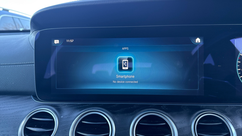 Mercedes-Benz E-Class E200 AMG Line 4dr 9G-Tronic Petrol Saloon